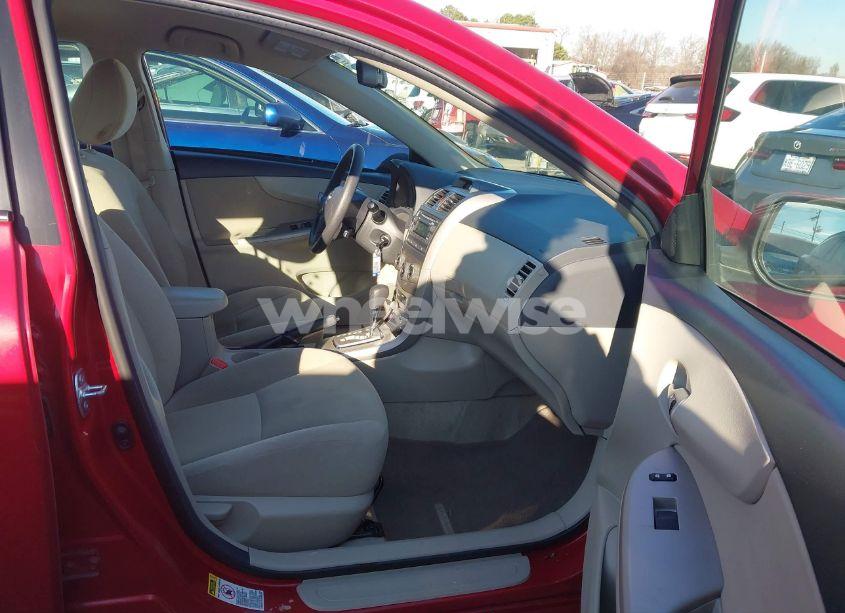 Photo 5 of 2012 Toyota Corolla LE (VIN 2T1BU4EE6CC876137)