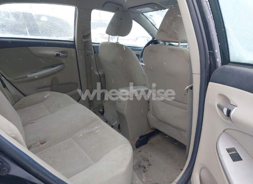 Photo 8 of 2012 Toyota Corolla LE (VIN 2T1BU4EE6CC893388)