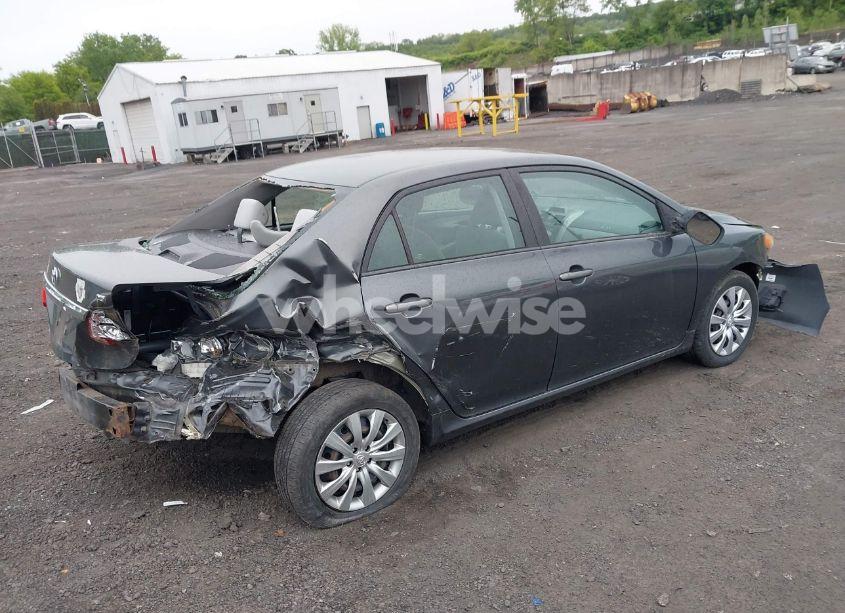 Photo 4 of 2012 Toyota Corolla LE (VIN 2T1BU4EE6CC900680)
