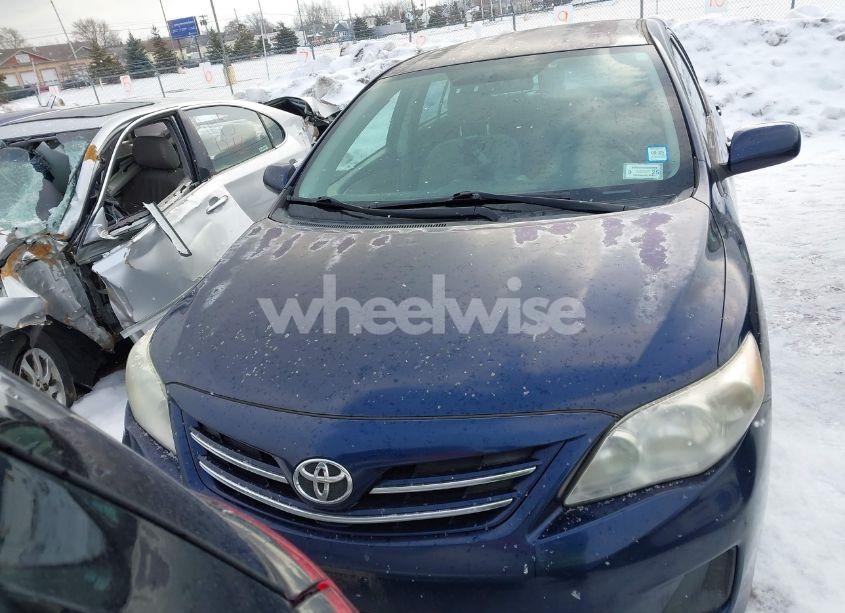 Photo 12 of 2013 Toyota Corolla LE (VIN 2T1BU4EE6DC001898)