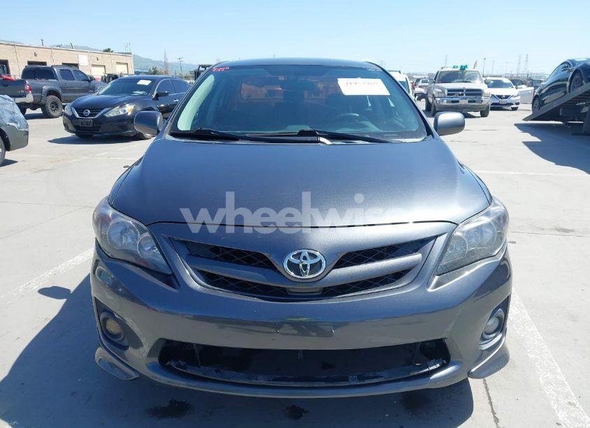 Photo 12 of 2013 Toyota Corolla S (VIN 2T1BU4EE6DC006700)