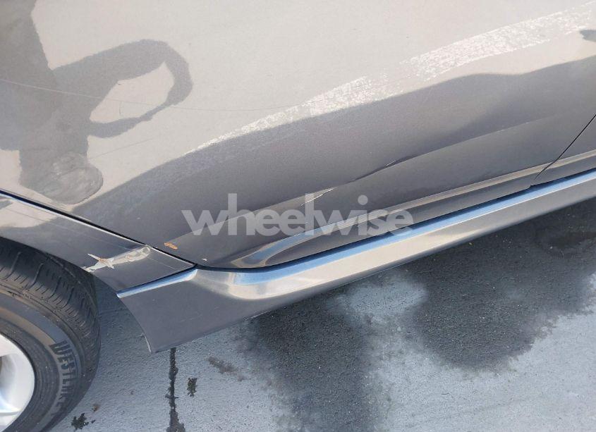 Photo 6 of 2013 Toyota Corolla S (VIN 2T1BU4EE6DC006700)