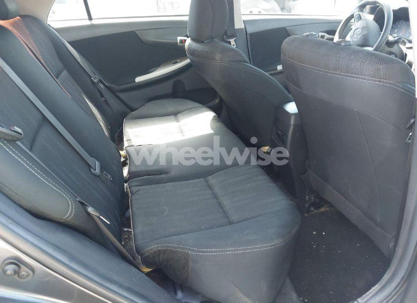 Photo 8 of 2013 Toyota Corolla S (VIN 2T1BU4EE6DC006700)