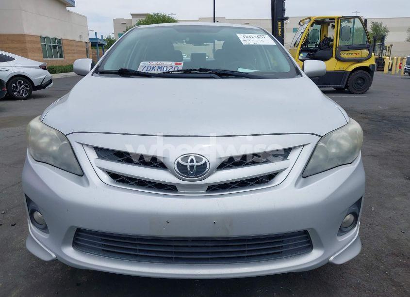 Photo 13 of 2013 Toyota Corolla S (VIN 2T1BU4EE6DC013467)