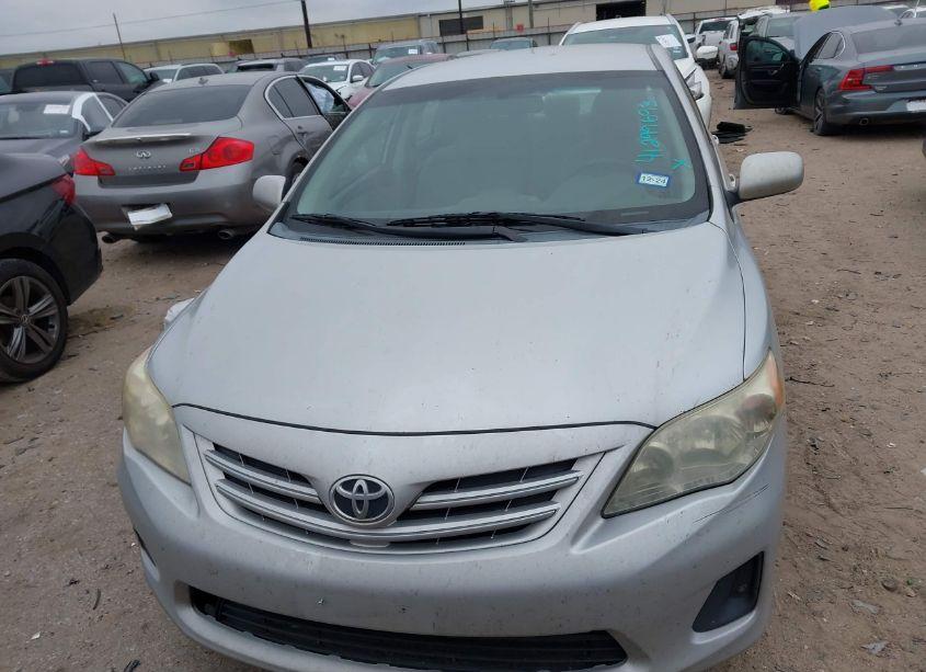 Photo 6 of 2013 Toyota Corolla LE (VIN 2T1BU4EE6DC021651)