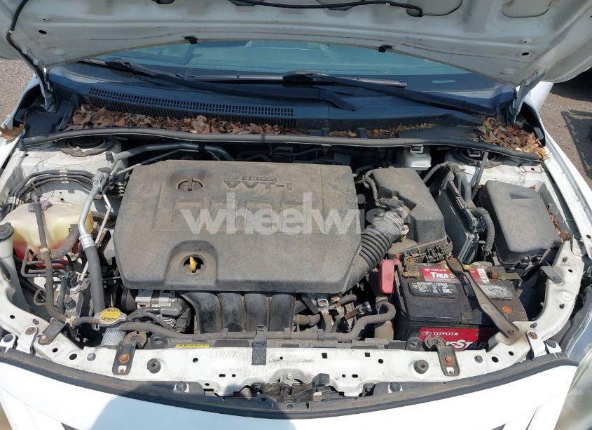 Photo 10 of 2013 Toyota Corolla S (VIN 2T1BU4EE6DC029782)