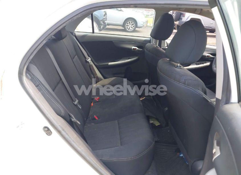 Photo 8 of 2013 Toyota Corolla S (VIN 2T1BU4EE6DC029782)