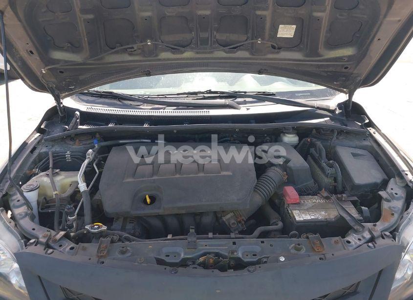 Photo 10 of 2013 Toyota Corolla S (VIN 2T1BU4EE6DC051104)