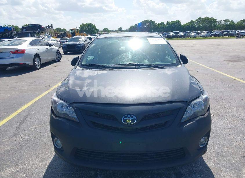 Photo 12 of 2013 Toyota Corolla S (VIN 2T1BU4EE6DC051104)