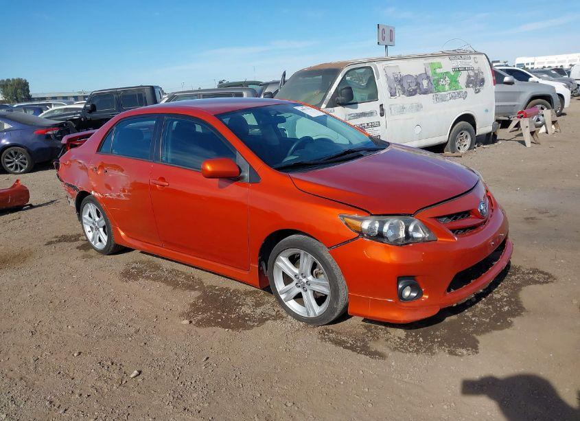 2013 Toyota Corolla S SPECIAL EDITION (VIN 2T1BU4EE6DC077847) main photo