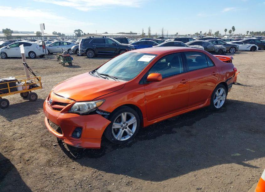 Photo 2 of 2013 Toyota Corolla S SPECIAL EDITION (VIN 2T1BU4EE6DC077847)