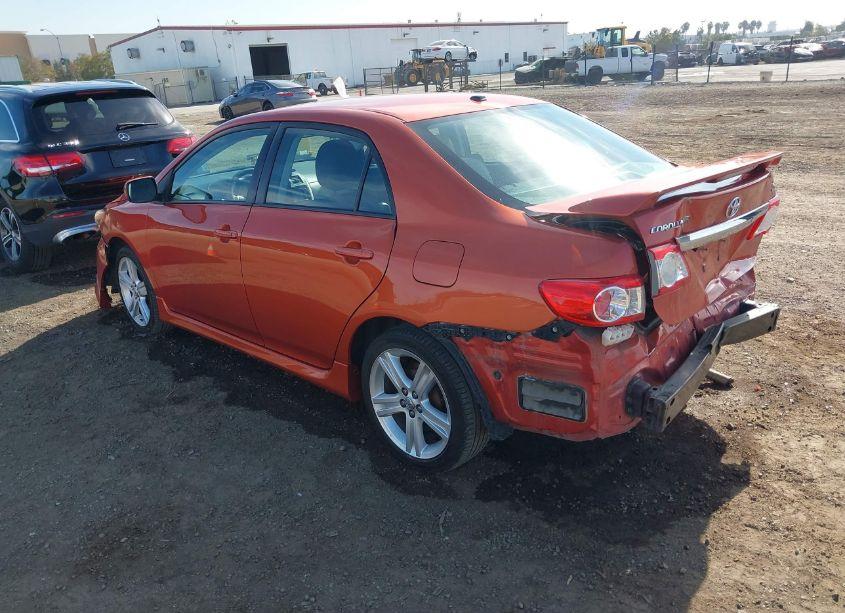 Photo 3 of 2013 Toyota Corolla S SPECIAL EDITION (VIN 2T1BU4EE6DC077847)