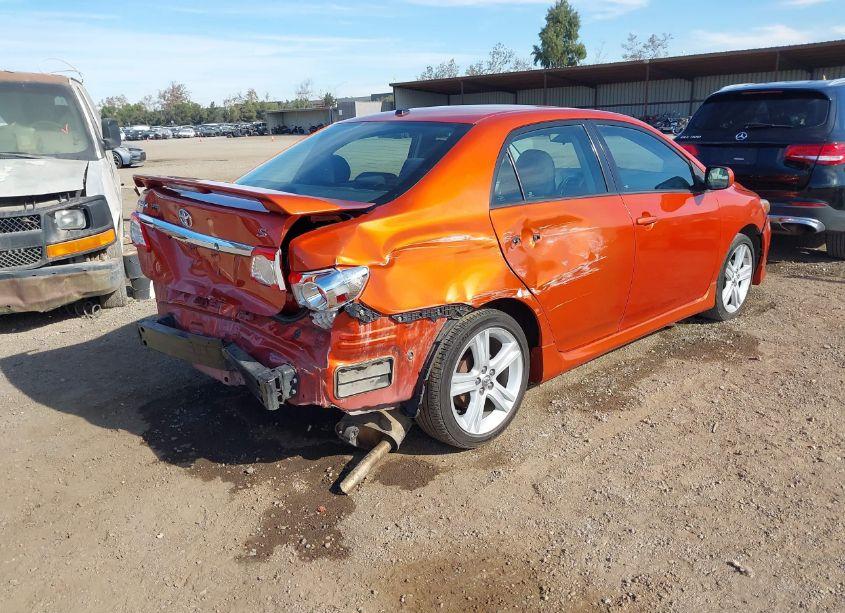 Photo 4 of 2013 Toyota Corolla S SPECIAL EDITION (VIN 2T1BU4EE6DC077847)