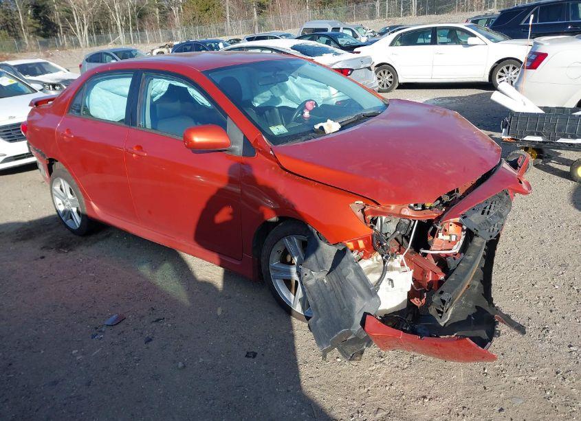 2013 Toyota Corolla S SPECIAL EDITION (VIN 2T1BU4EE6DC098701) main photo