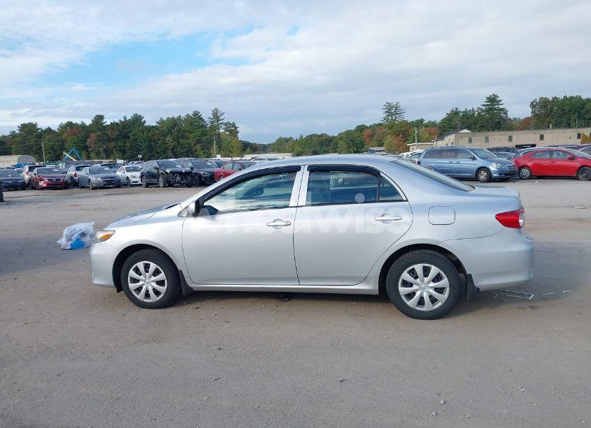 Photo 14 of 2013 Toyota Corolla L (VIN 2T1BU4EE6DC100463)