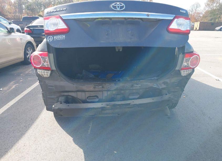 Photo 6 of 2013 Toyota Corolla LE (VIN 2T1BU4EE6DC114749)