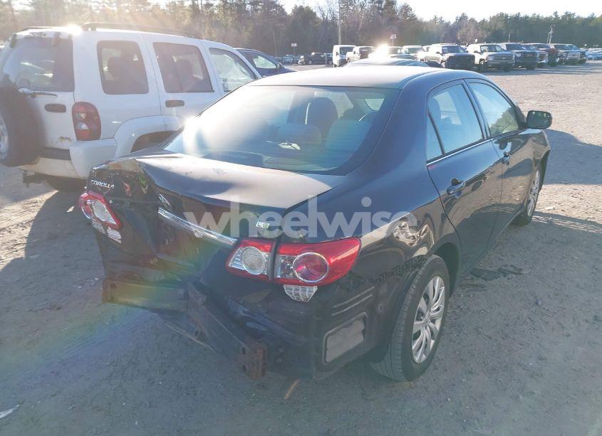 Photo 4 of 2013 Toyota Corolla LE (VIN 2T1BU4EE6DC118381)