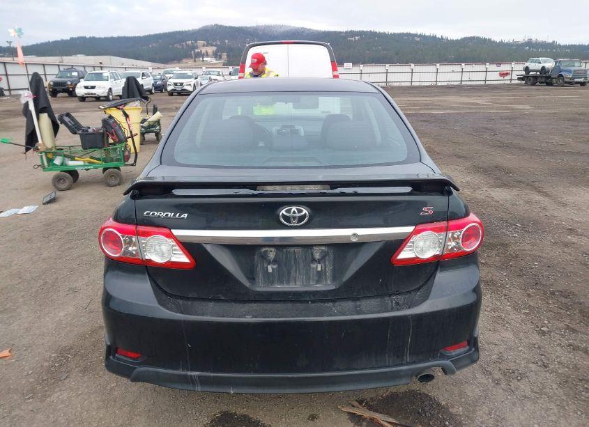 Photo 16 of 2013 Toyota Corolla S (VIN 2T1BU4EE6DC120728)