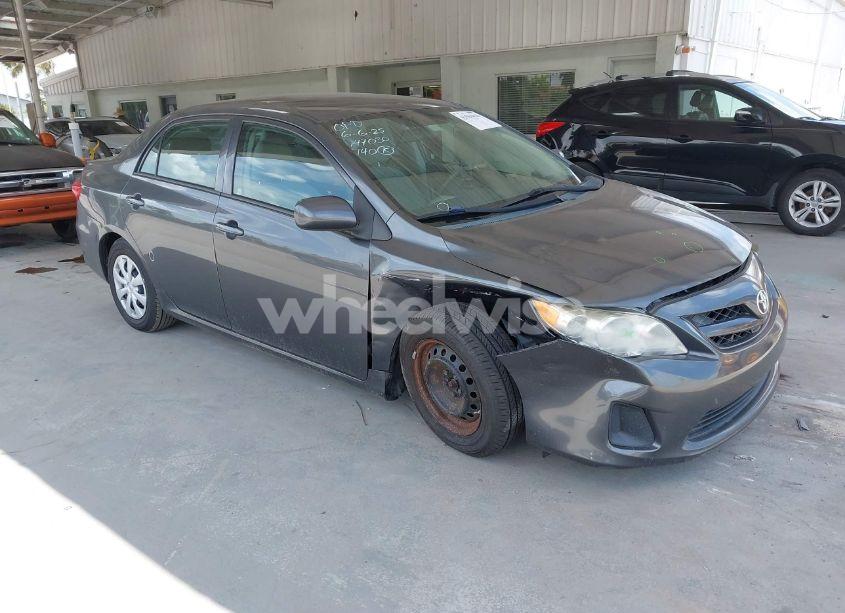 2013 Toyota Corolla L (VIN 2T1BU4EE6DC123645) main photo