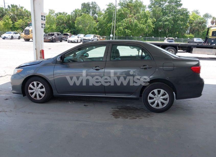 Photo 14 of 2013 Toyota Corolla L (VIN 2T1BU4EE6DC123645)