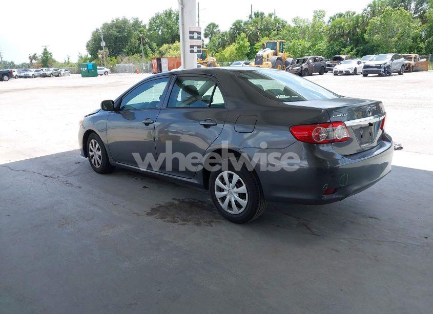 Photo 3 of 2013 Toyota Corolla L (VIN 2T1BU4EE6DC123645)