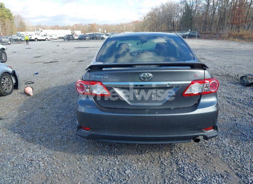 Photo 17 of 2013 Toyota Corolla S (VIN 2T1BU4EE6DC947399)