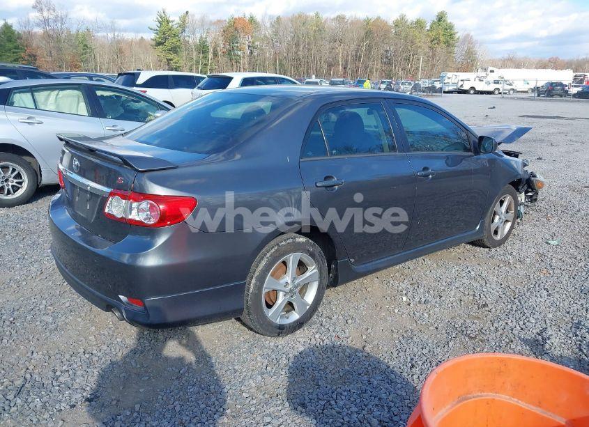 Photo 4 of 2013 Toyota Corolla S (VIN 2T1BU4EE6DC947399)