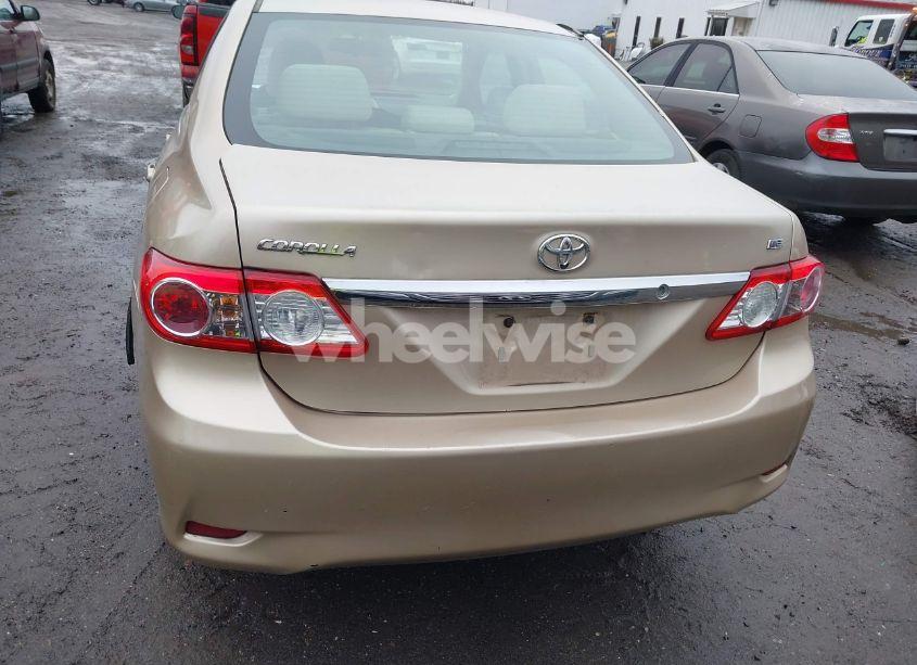 Photo 16 of 2013 Toyota Corolla LE (VIN 2T1BU4EE6DC950884)