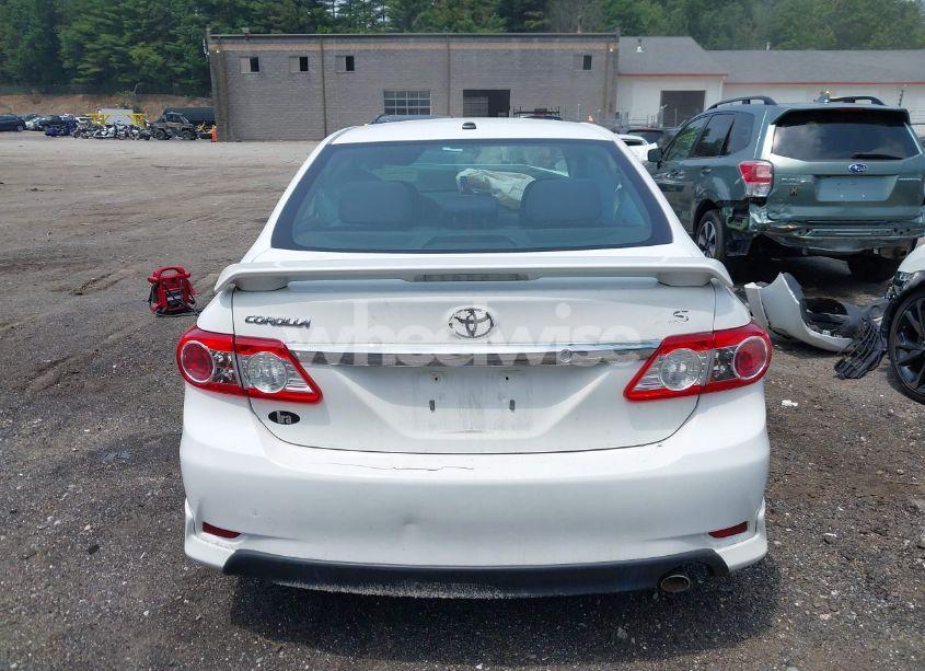Photo 17 of 2013 Toyota Corolla S (VIN 2T1BU4EE6DC961996)