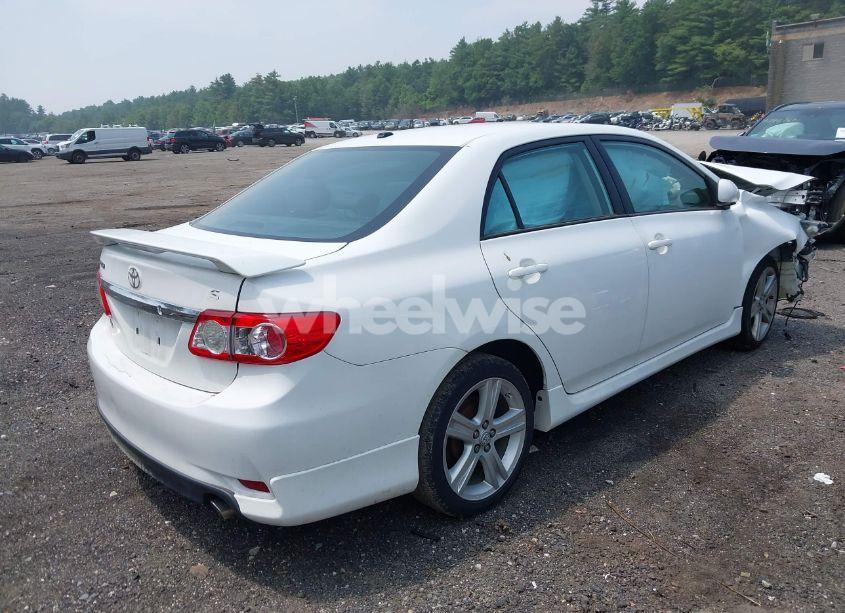 Photo 4 of 2013 Toyota Corolla S (VIN 2T1BU4EE6DC961996)