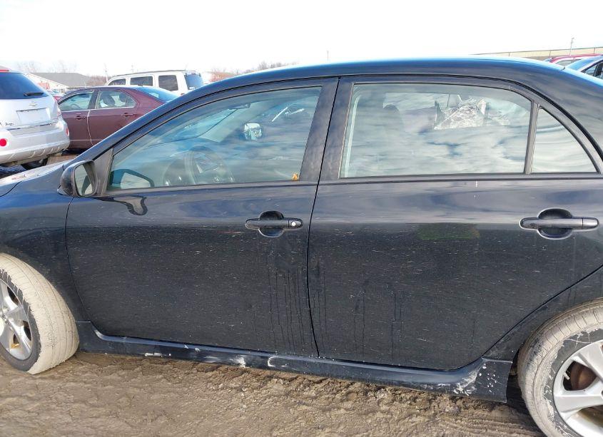 Photo 14 of 2013 Toyota Corolla S (VIN 2T1BU4EE6DC967250)