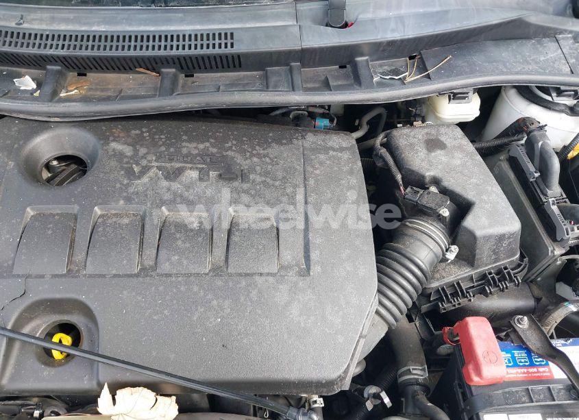 Photo 10 of 2013 Toyota Corolla LE (VIN 2T1BU4EE6DC971136)