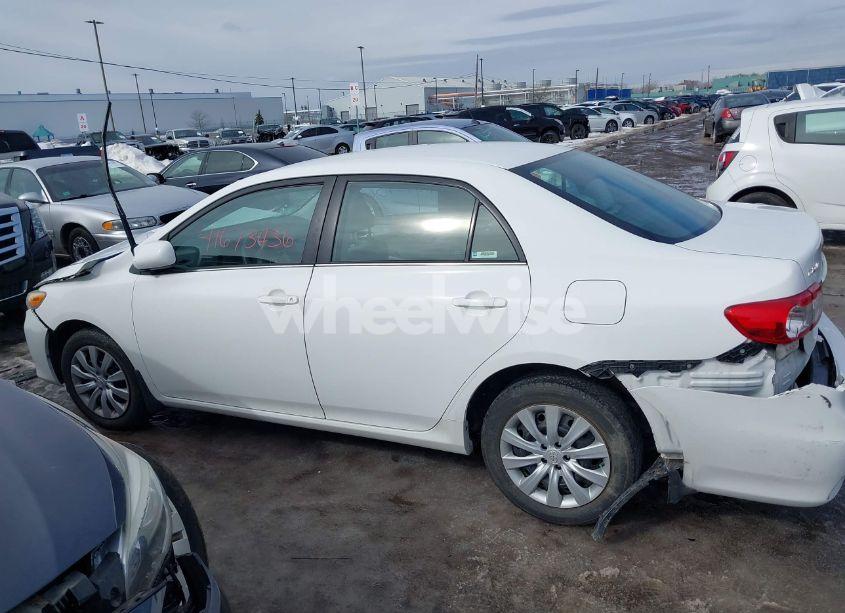 Photo 14 of 2013 Toyota Corolla LE (VIN 2T1BU4EE6DC971136)