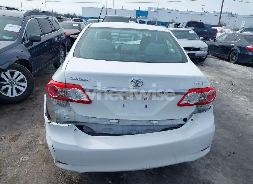 Photo 16 of 2013 Toyota Corolla LE (VIN 2T1BU4EE6DC971136)