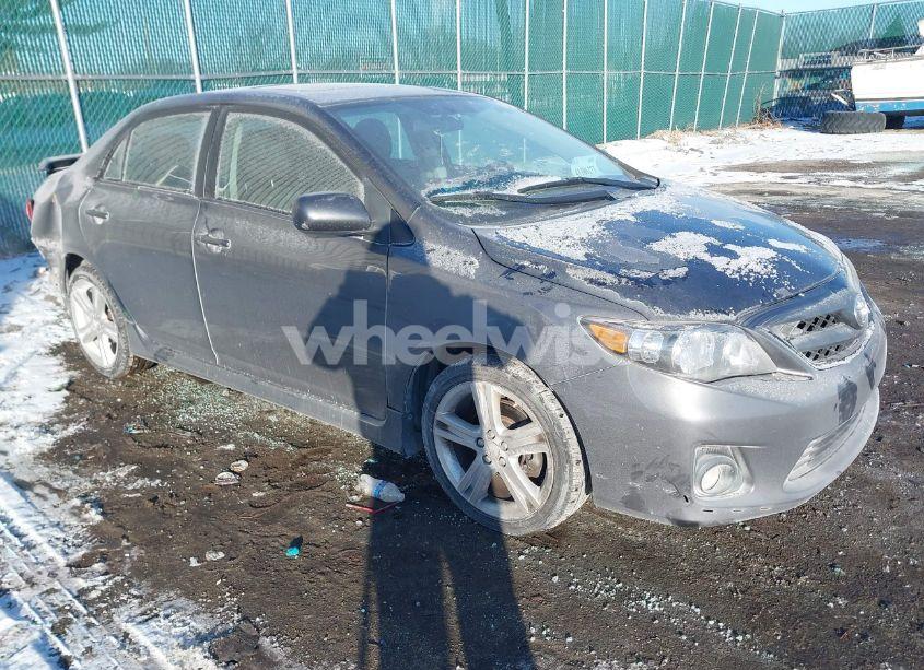 2013 Toyota Corolla S/LE (VIN 2T1BU4EE6DC973839) main photo