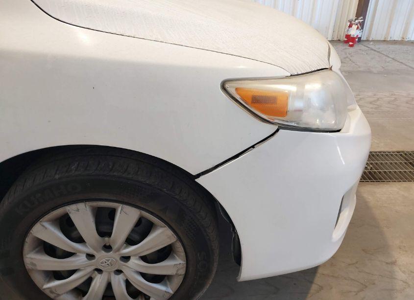 Photo 6 of 2013 Toyota Corolla LE (VIN 2T1BU4EE6DC974263)