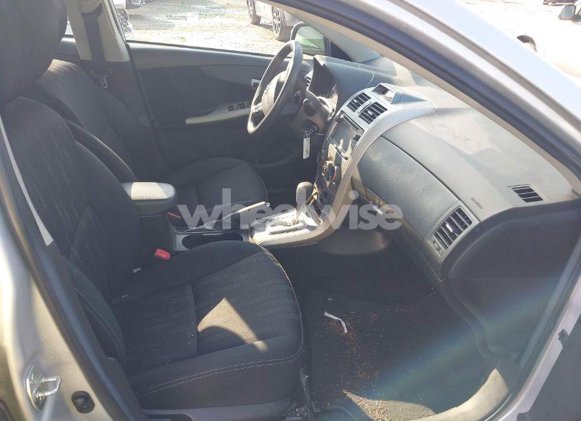 Photo 5 of 2013 Toyota Corolla S (VIN 2T1BU4EE6DC992455)