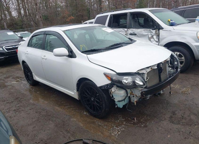 2010 Toyota Corolla S (VIN 2T1BU4EE7AC244213) main photo