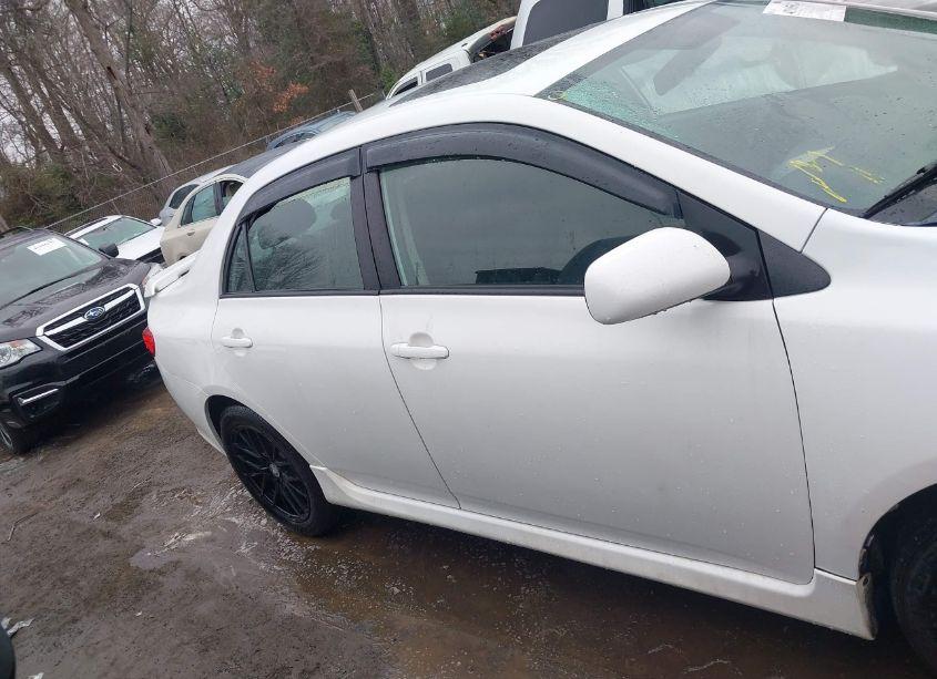 Photo 13 of 2010 Toyota Corolla S (VIN 2T1BU4EE7AC244213)
