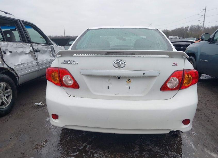 Photo 16 of 2010 Toyota Corolla S (VIN 2T1BU4EE7AC244213)