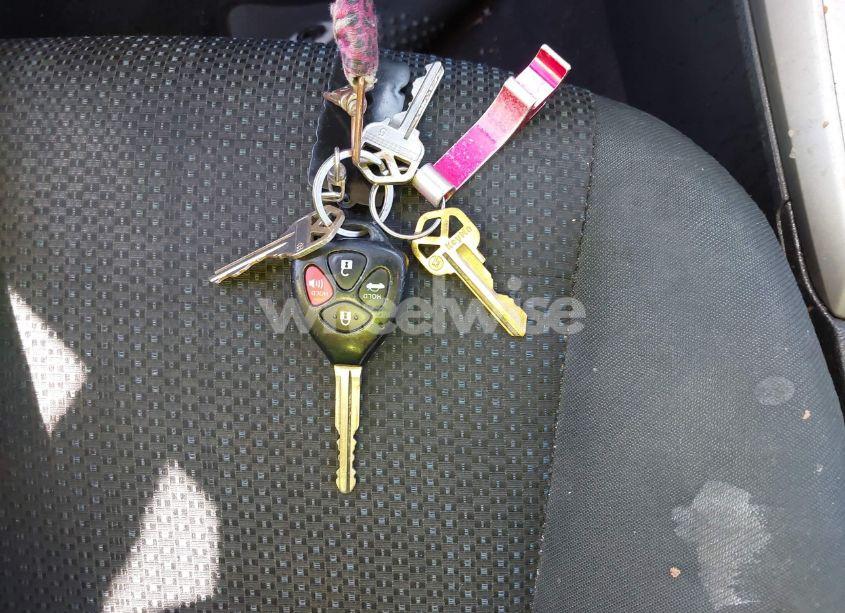 Photo 11 of 2010 Toyota Corolla S (VIN 2T1BU4EE7AC262792)