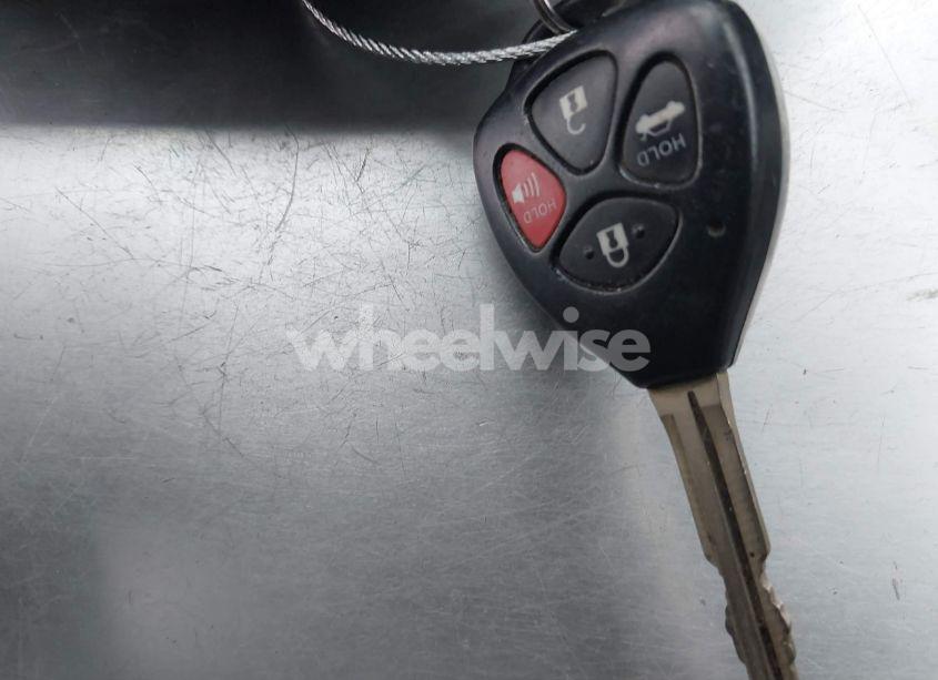 Photo 11 of 2010 Toyota Corolla LE (VIN 2T1BU4EE7AC280936)