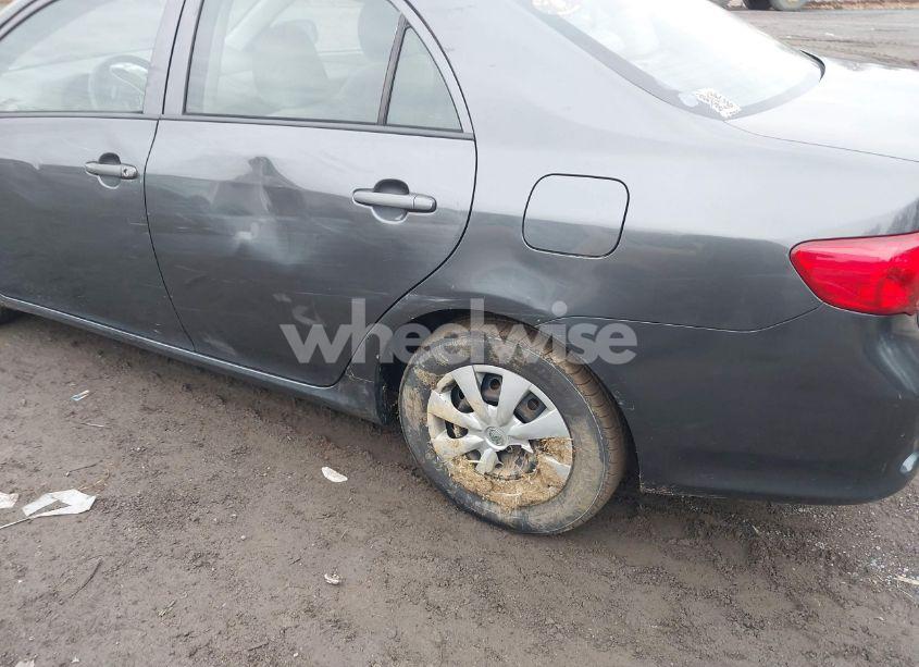 Photo 14 of 2010 Toyota Corolla LE (VIN 2T1BU4EE7AC280936)