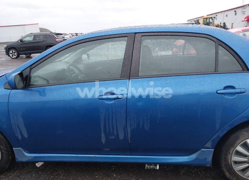 Photo 15 of 2010 Toyota Corolla S (VIN 2T1BU4EE7AC311621)