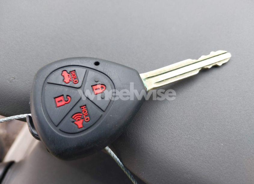 Photo 11 of 2010 Toyota Corolla LE (VIN 2T1BU4EE7AC324837)