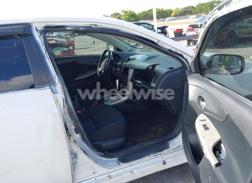 Photo 5 of 2010 Toyota Corolla S (VIN 2T1BU4EE7AC331531)