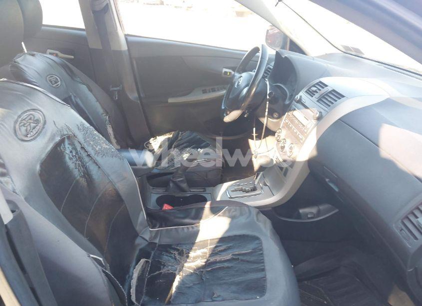 Photo 5 of 2010 Toyota Corolla S (VIN 2T1BU4EE7AC337636)