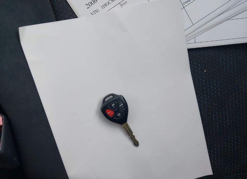 Photo 11 of 2010 Toyota Corolla S (VIN 2T1BU4EE7AC362097)