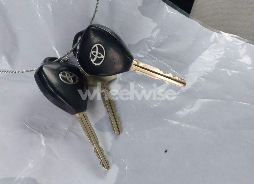 Photo 11 of 2010 Toyota Corolla LE (VIN 2T1BU4EE7AC364397)