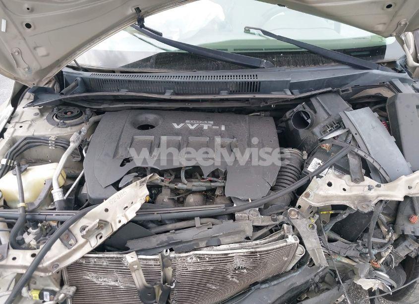 Photo 10 of 2010 Toyota Corolla LE (VIN 2T1BU4EE7AC422945)